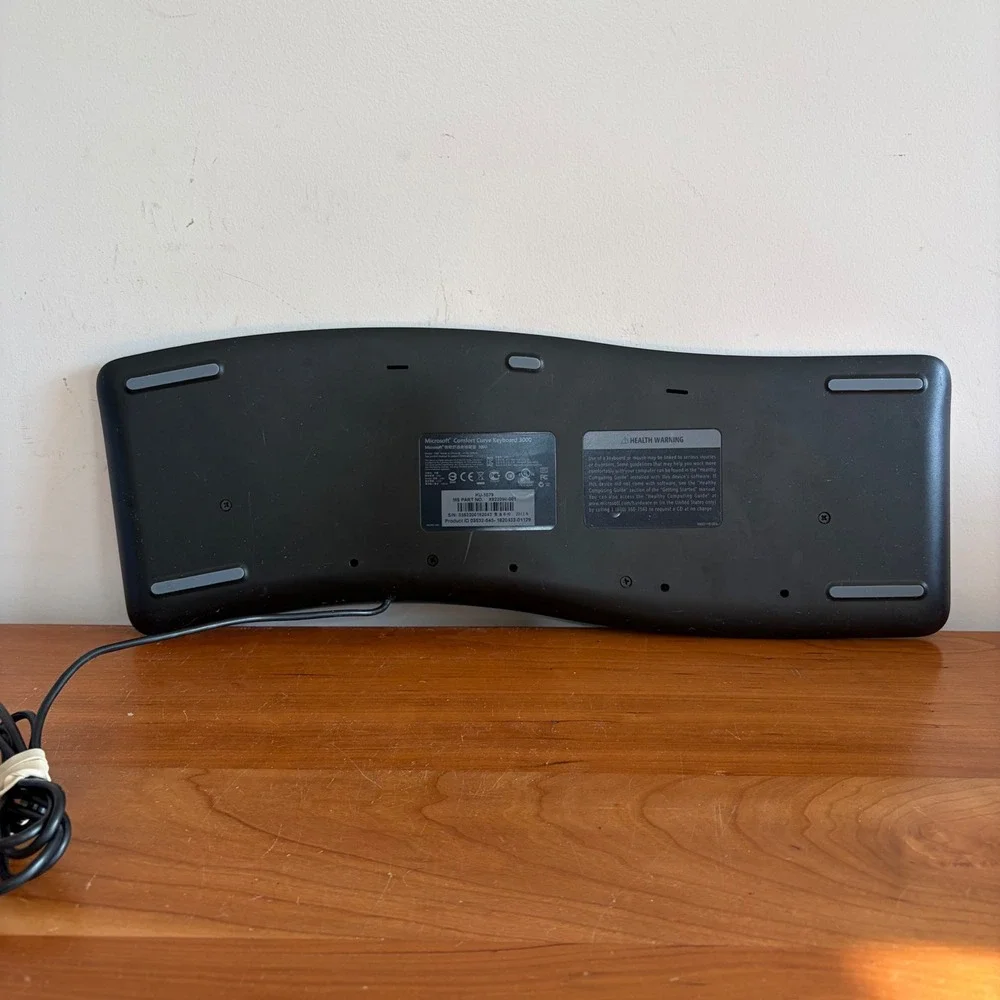 Microsoft Comfort Curve Keyboard 3000 Wired USB Ergonomic Black Model 1482